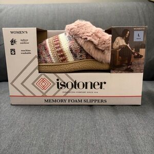Isotoner Women's Memory Foam Slippers - Multicolor Knit